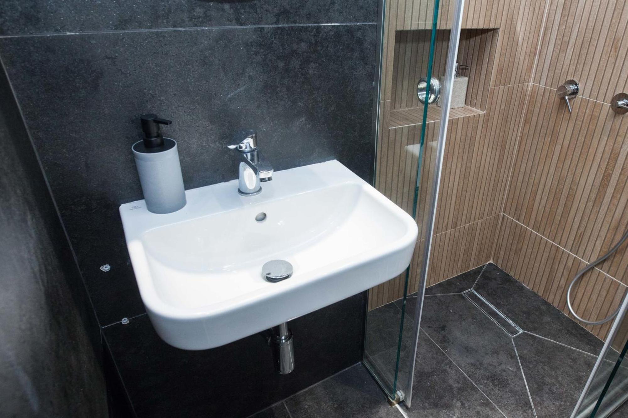 Petralona Gem Hotel-Style Studio With Balcony Athens Luaran gambar