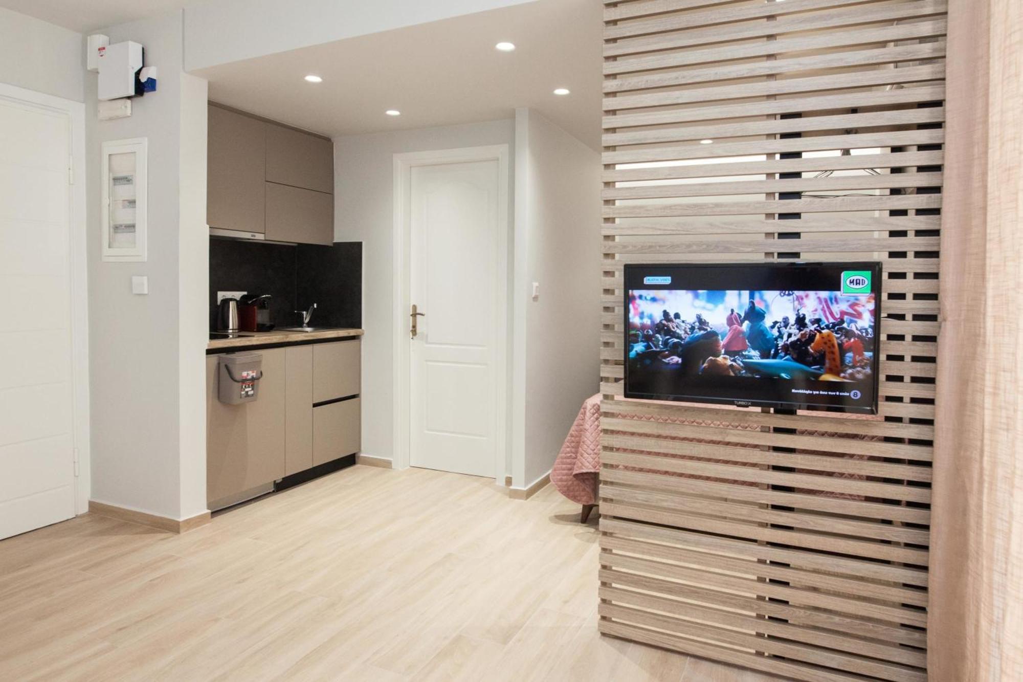 Petralona Gem Hotel-Style Studio With Balcony Athens Luaran gambar